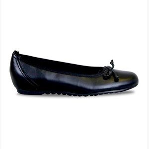 Munro Quinn Leather Ballet Flats